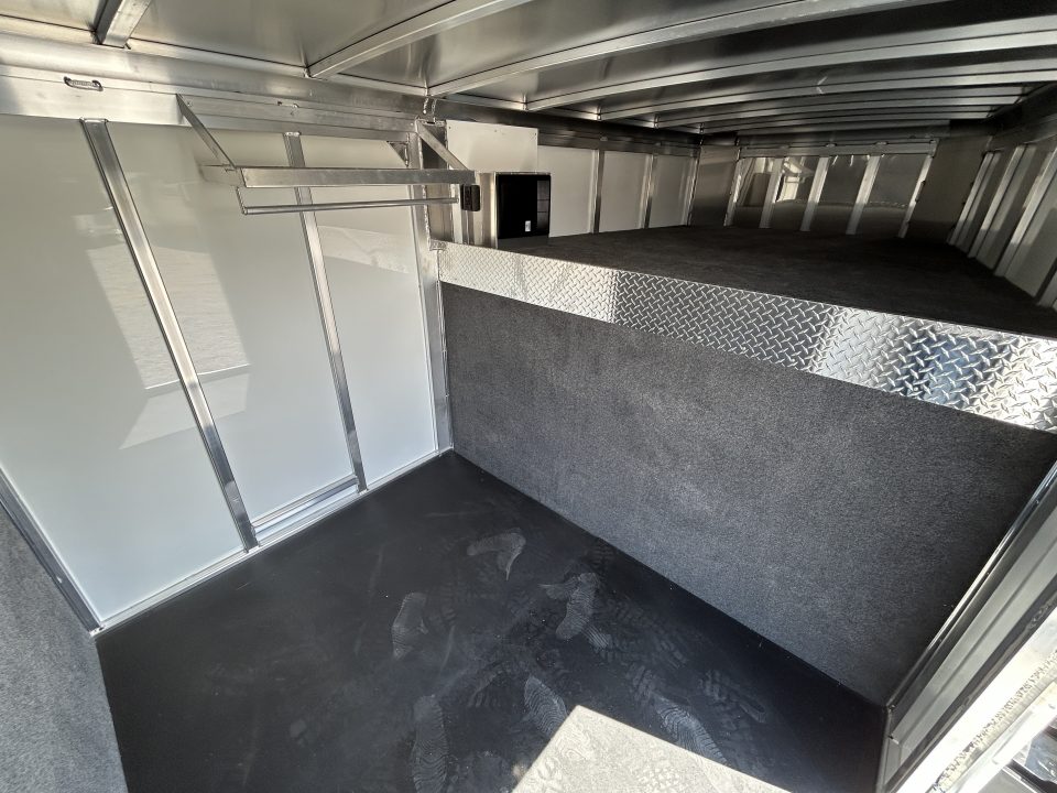 New 2027 Sundowner Showman GT 2721