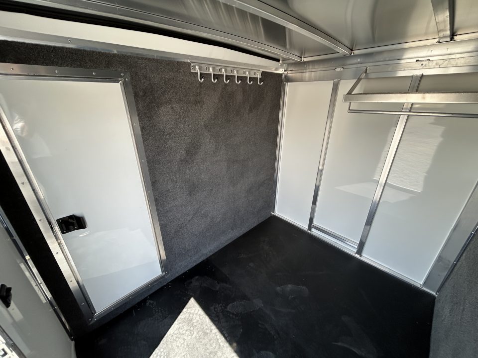 New 2027 Sundowner Showman GT 2721