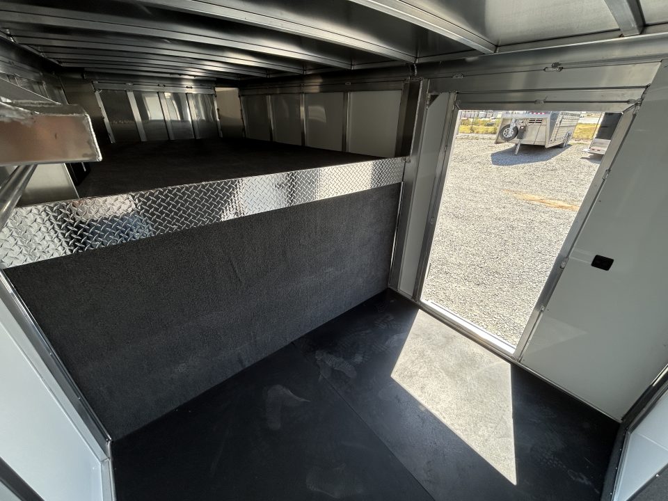 New 2027 Sundowner Showman GT 2721