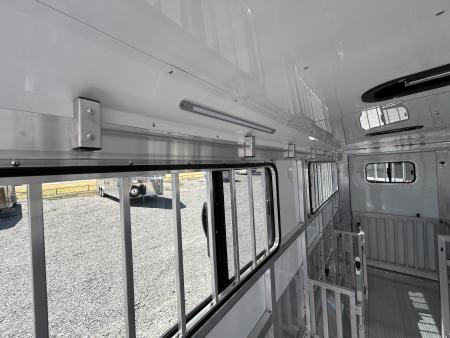 New 2027 Sundowner Showman GT 2721