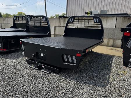 New CM RD FLATBED - CAB CHASSIS, 60CA SRW