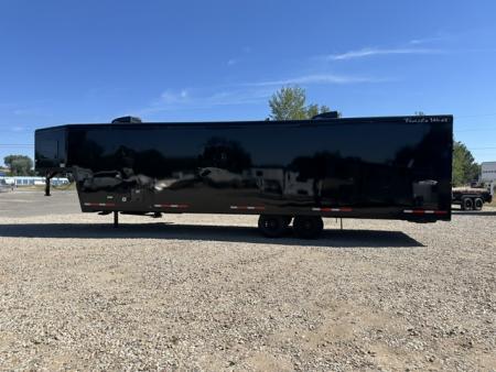 New 2027 Trails West 30' Freeride Toy Hauler