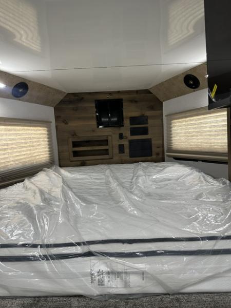 New 2027 Trails West 30' Freeride Toy Hauler