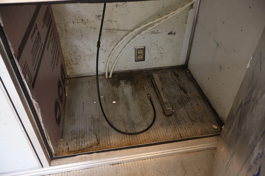 Used 1996 8.5X48 MOSS RACE TRAILER