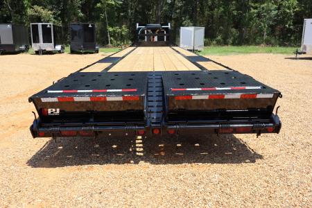 New 2027 8.5X40 PJ Gooseneck Equipment Trailer