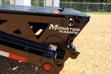 New 2027 8.5X40 PJ Gooseneck Equipment Trailer