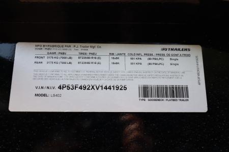 New 2027 8.5X40 PJ Gooseneck Equipment Trailer