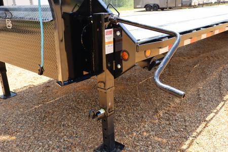 New 2027 8.5X40 PJ Gooseneck Equipment Trailer