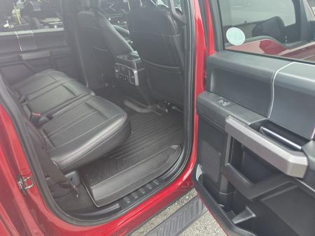 New 2019 Ford XLT CREW CAB Truck