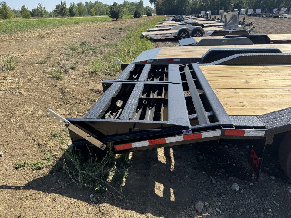 New 2026 Midsota STWB-24 17.6K Equipment Trailer