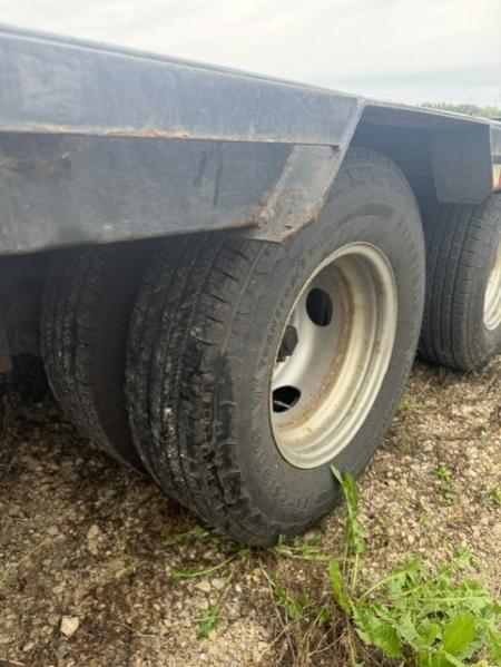 Used 2022 PJ Trailers LD 30' DUALS Flatbed Trailer