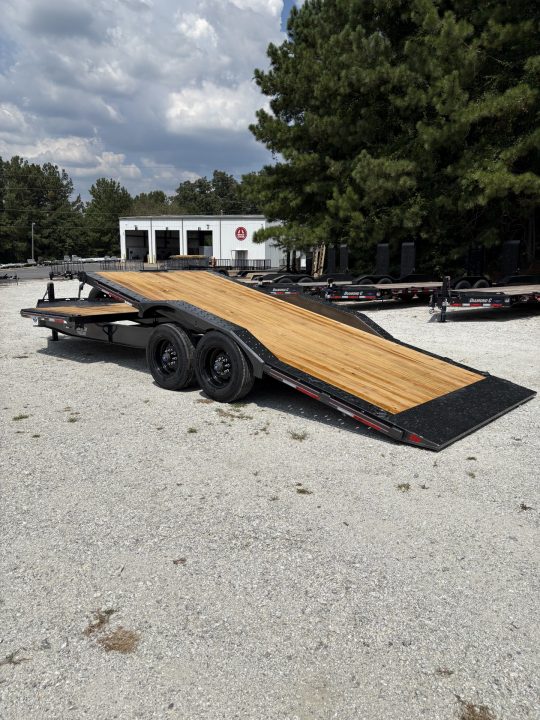 New 2027 Diamond C 8.5x24 Equipment, 18' Tilt, Drive-Over Fenders HXD210