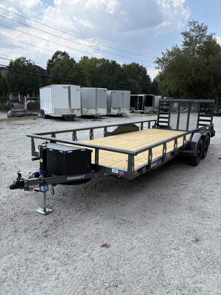 New 2027 Diamond C 83"x20' Utility, 9890 GVWR, HD Gate, Mesh Sides TUT206