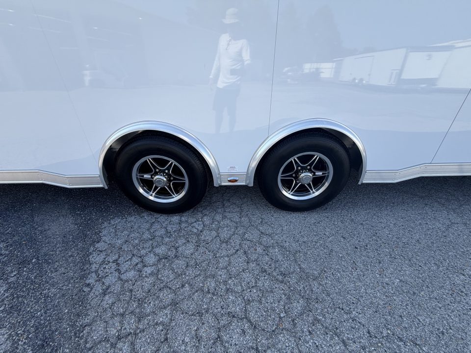 New 2027 8.5X28 inTech RACE TRAILER