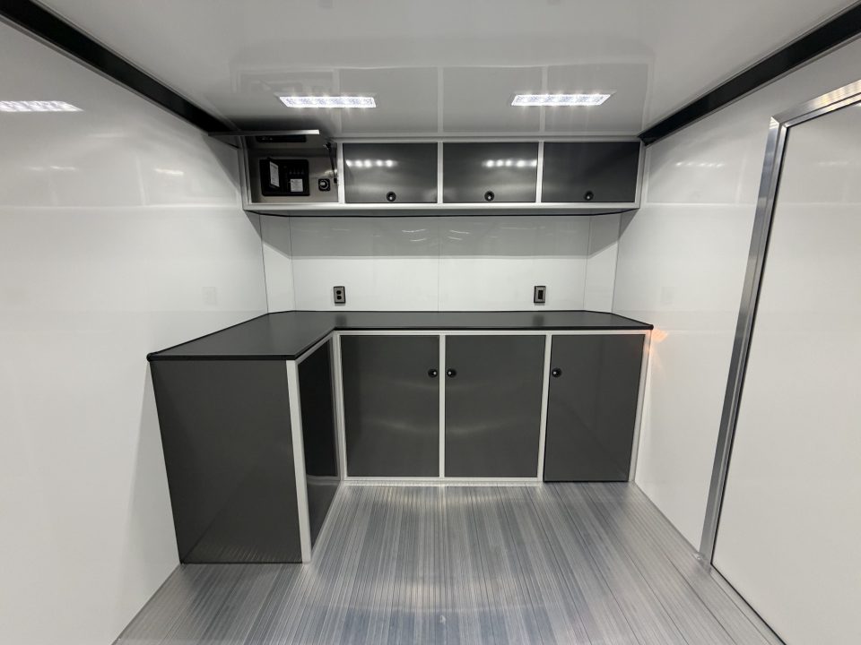 New 2027 8.5X28 inTech RACE TRAILER