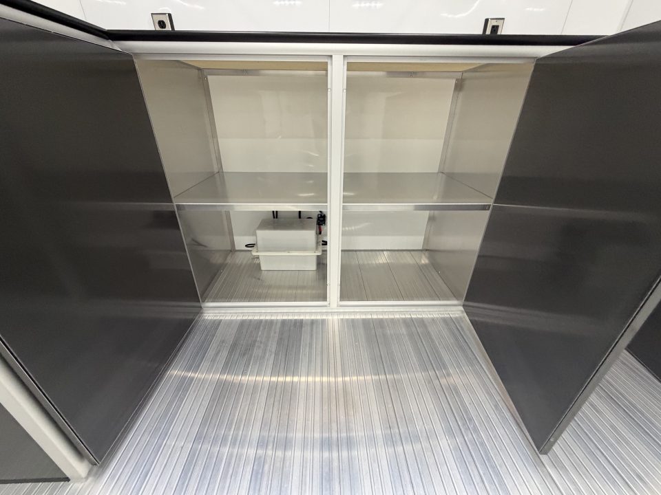 New 2027 8.5X28 inTech RACE TRAILER