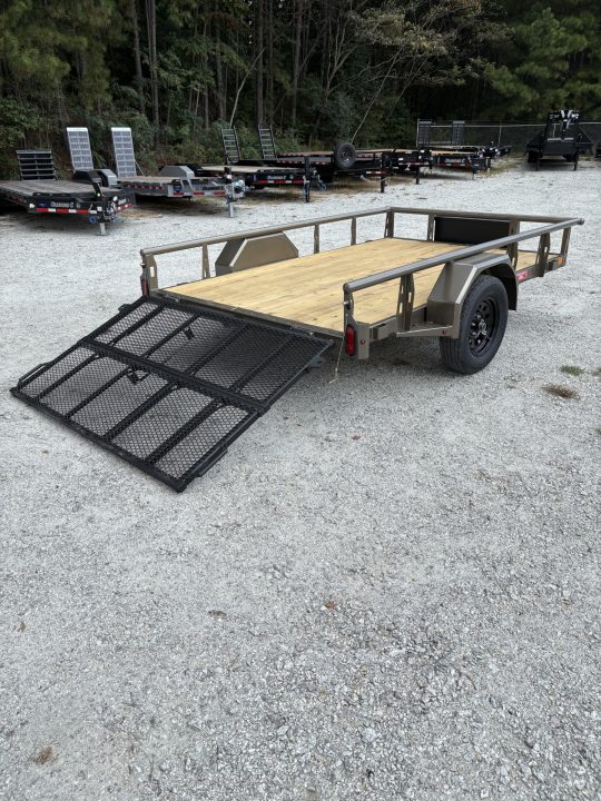 New 2027 Diamond C 77x10' Utility, Ramp Gate, Mesh Sides PSA135