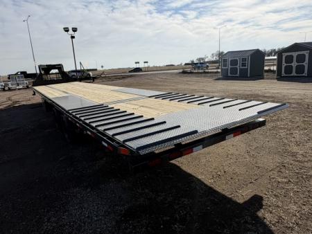 New 2026 Delco Trailers 40' Gooseck 34,500LB Deckover Trailer