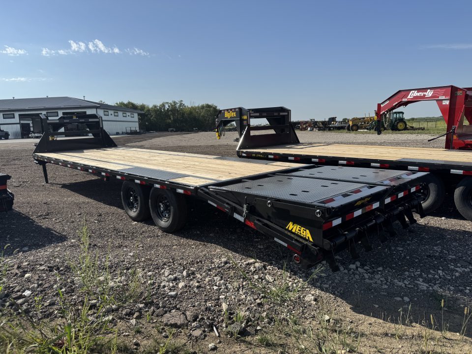 New 2027 Big Tex Trailers 14GN-30D5A Flatbed Trailer