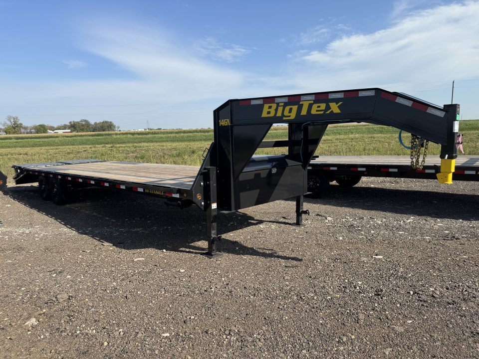 New 2027 Big Tex Trailers 14GN-30D5A Flatbed Trailer