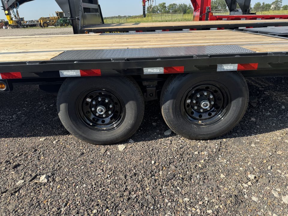 New 2027 Big Tex Trailers 14GN-30D5A Flatbed Trailer