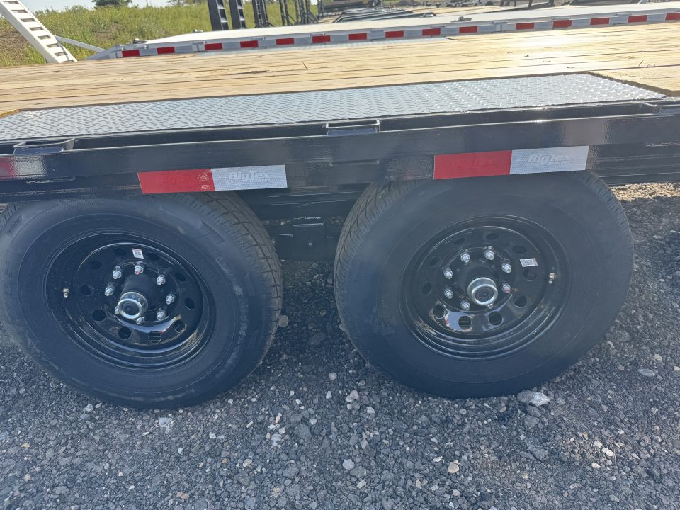 New 2025 BIG TEX TRAILERS 14OA-20 Deckover Trailer
