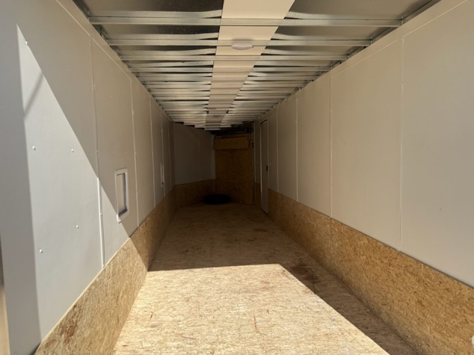 Used 2022 Discovery Trailers DASE 729T Snowmobile Trailer/Cargo Enclosed