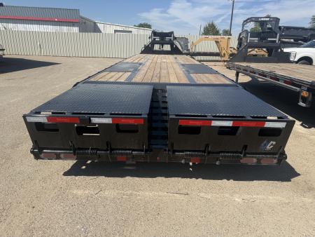 New 2027 Diamond C Trailers FMAX216 102X35 MR Gooseneck Bodies