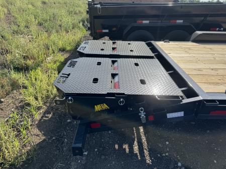 New 2027 Big Tex Trailers 14EH-22D3A Equipment Trailer