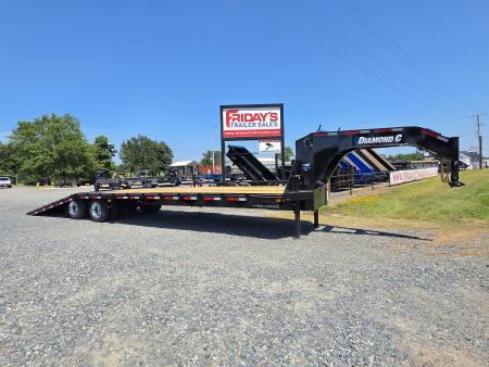New 2027 Diamond C Trailers FMAX212 35'x102  Hydraulic Dovetail Pacesetter Edition Equipment Trailer