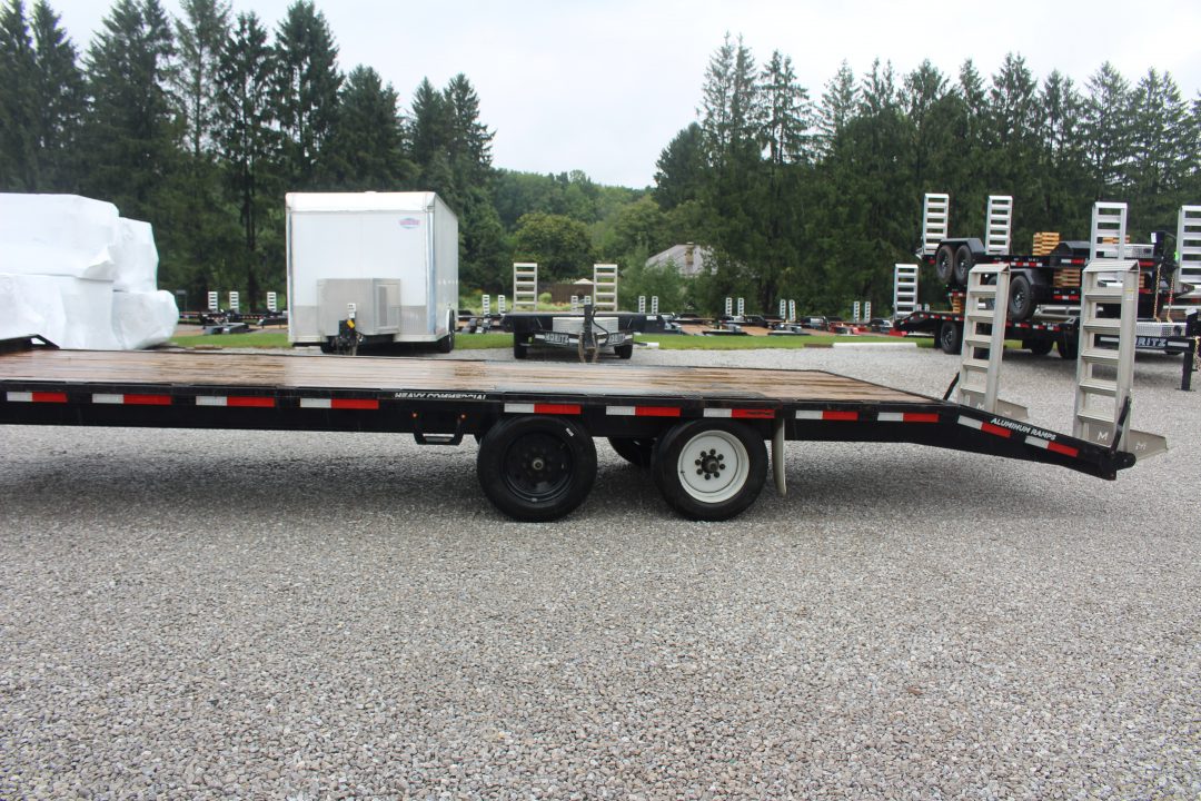 Used 2025 Moritz 8' 6" x 22' + 4' Deckover Flatbed w/ Beavertail - Aluminum Ramps - 16,000# GVW