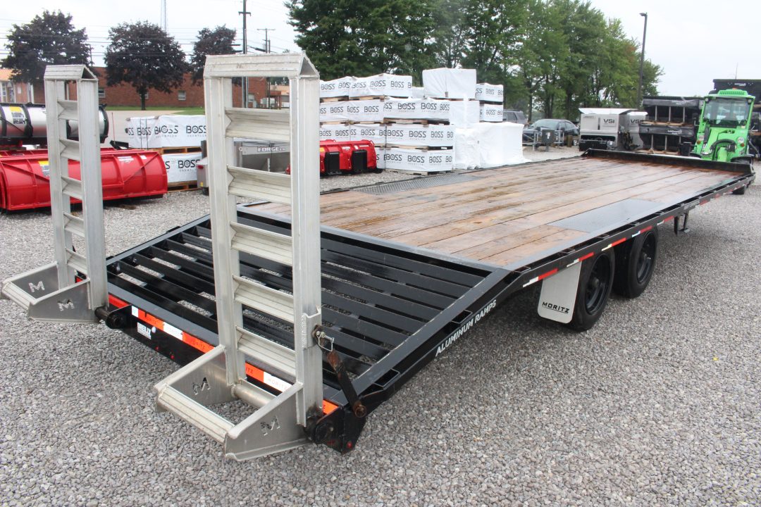 Used 2025 Moritz 8' 6" x 22' + 4' Deckover Flatbed w/ Beavertail - Aluminum Ramps - 16,000# GVW