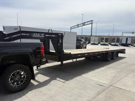 Used 2007 DCT 30ft Gooseneck with 20K GVWR and 2-10,000lb axles