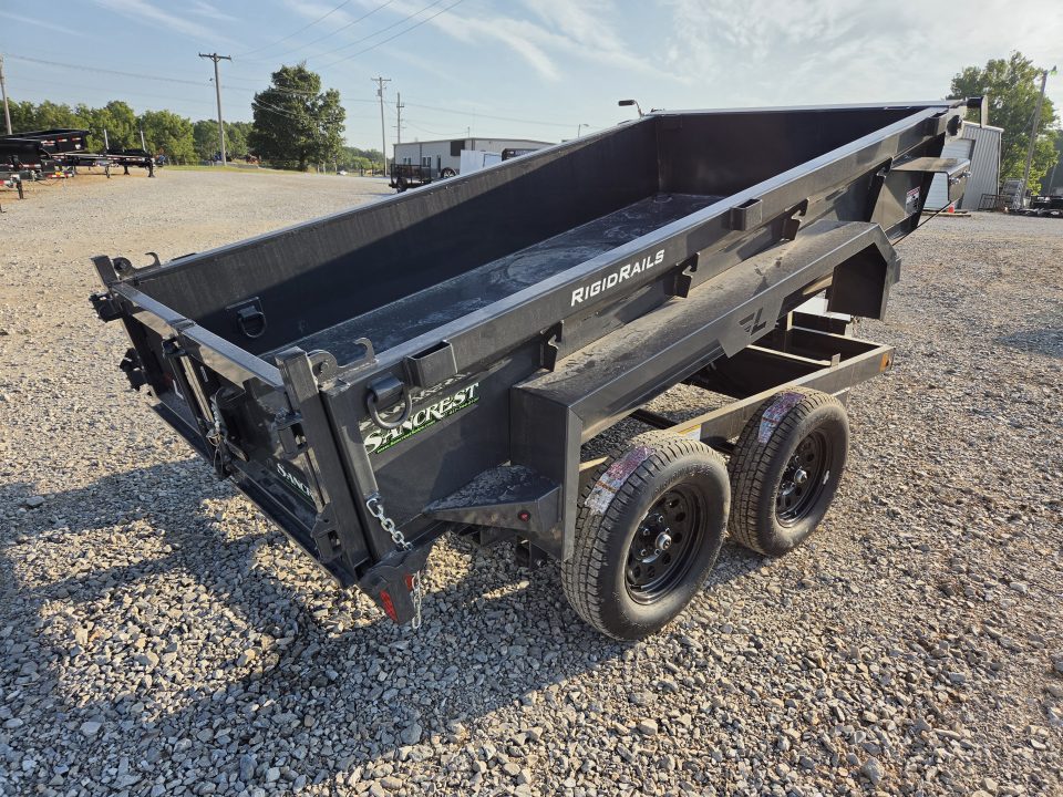 New 2027 Lamar 60X10 TANDEM 7K DUMP W/18" SIDES & SPREADER GATE