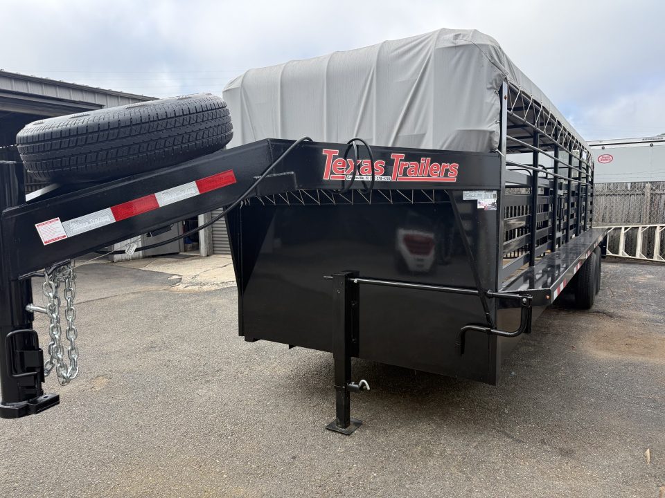 7×24 Horse Livestock Trailer