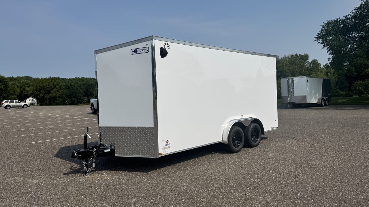 2027 Continental Cargo photo 5