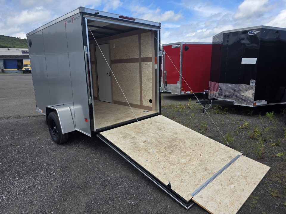 2027 Wells Cargo FT photo 5