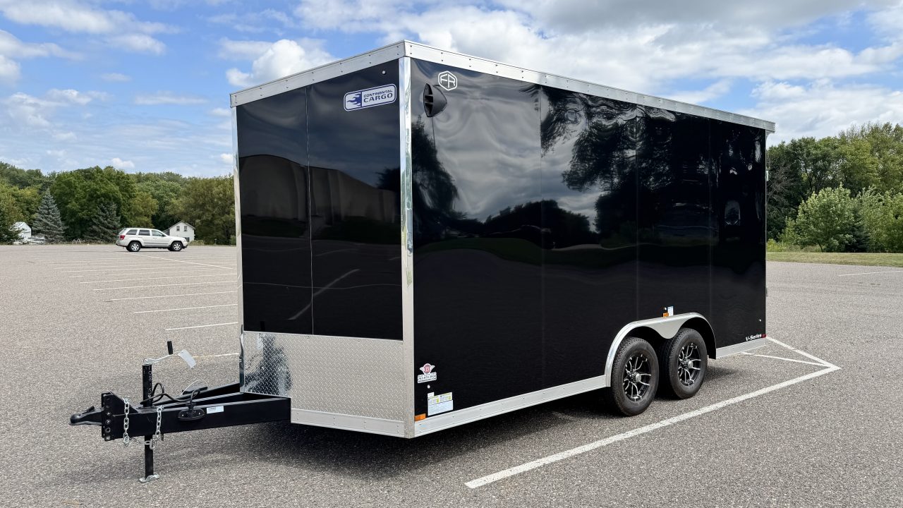 2027 Continental Cargo photo 7