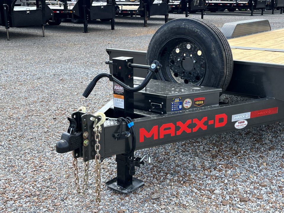 New 2027 MAXXD 83" X 22' 17.5K Tilt Equipment Trailer