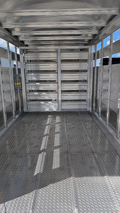 New 2027 EBY MAVERICK 20' Gooseneck Aluminum Stock Trailer