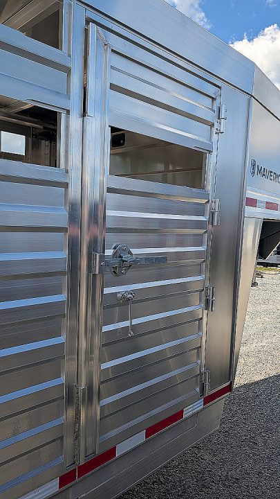 New 2027 EBY MAVERICK 20' Gooseneck Aluminum Stock Trailer