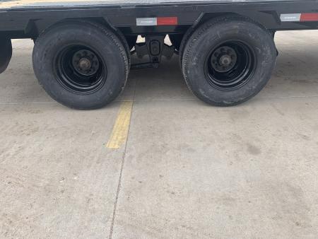 New 2027 PJ Trailers LD322 32' X 102" Flatbed Trailer