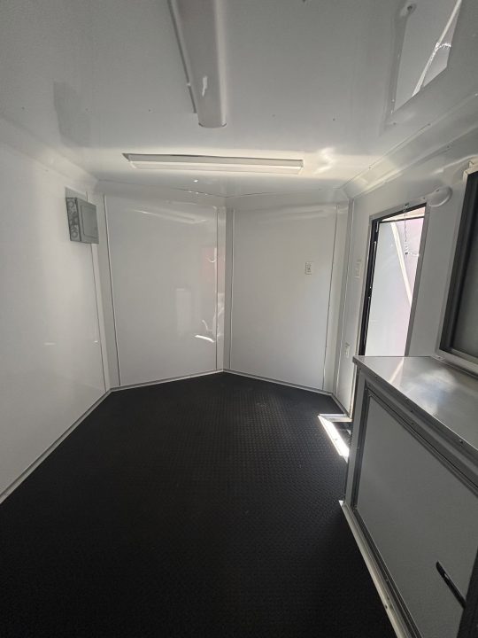 New 2027 Quality Cargo 8.5x18 Concession