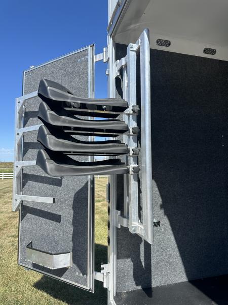 New 2027 Lakota 4H 19' LQ Infinity *Side Load* Horse Trailer