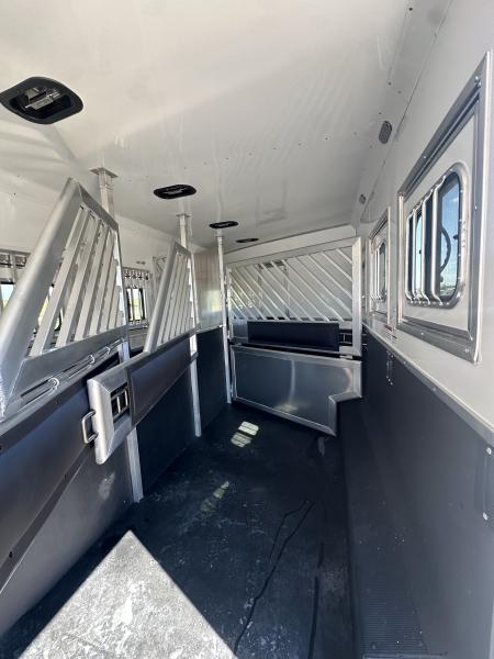 New 2027 Lakota 4H 19' LQ Infinity *Side Load* Horse Trailer