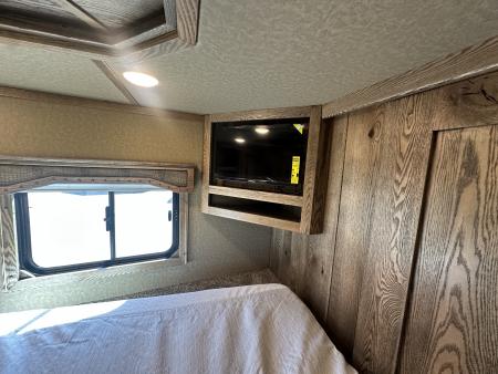 New 2027 Lakota 4H 19' LQ Infinity *Side Load* Horse Trailer