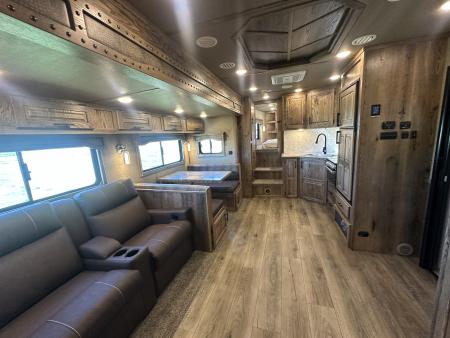 New 2027 Lakota 4H 19' LQ Infinity *Side Load* Horse Trailer