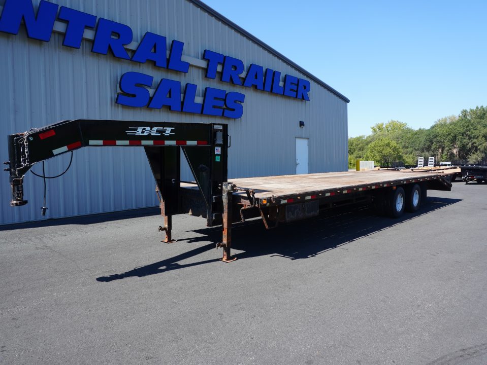 Used 2015 DCT Gooseneck Flatbed Trailer