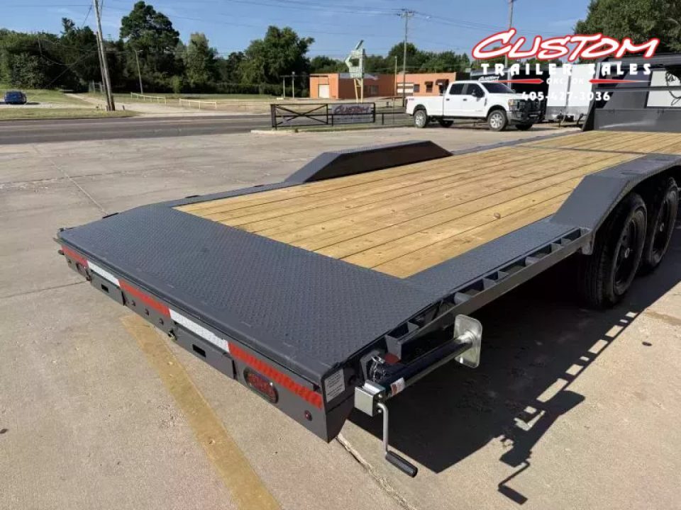 New #159520 2027 LAMAR H8 28 X 102 TANDEM AXLE 14K EQUIPMENT GOOSENECK W/ SLIDE IN RAMPS