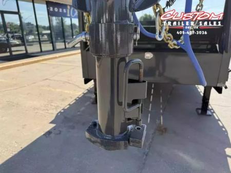 New #159520 2027 LAMAR H8 28 X 102 TANDEM AXLE 14K EQUIPMENT GOOSENECK W/ SLIDE IN RAMPS